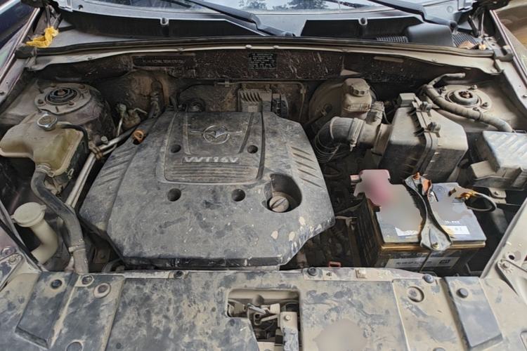 Used Haima S7 2013 2.0L Automatic ZhiZhen Version Engine Bay