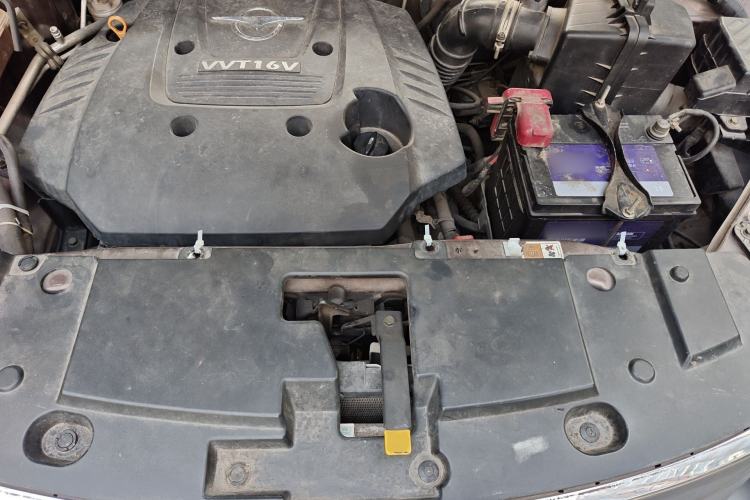 Used Haima S7 2013 2.0L Automatic ZhiShang Version Engine Bay