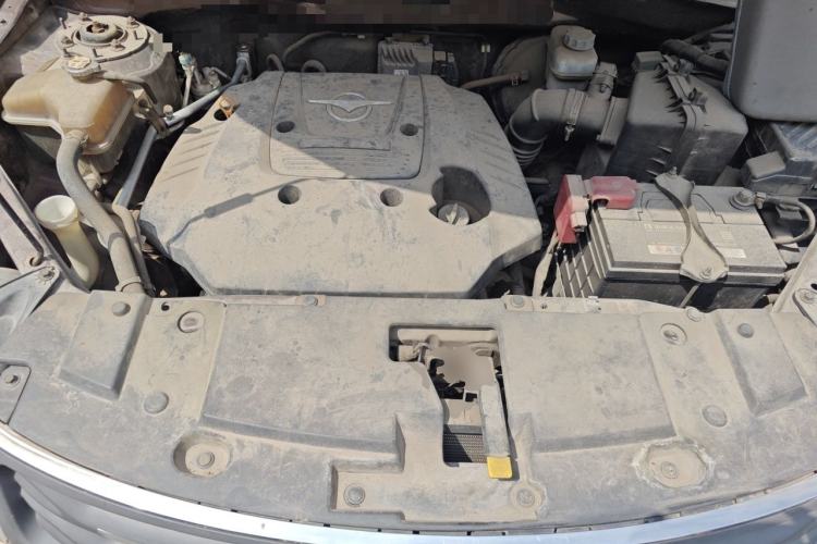 Used Haima S7 2013 2.0L Automatic ZhiShang Version Engine Bay