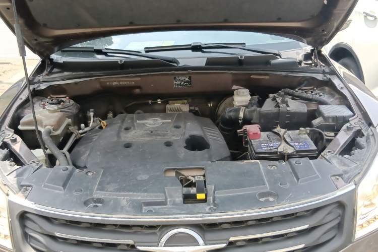 Used Haima S7 2013 2.0L Automatic ZhiShang Version Engine Bay