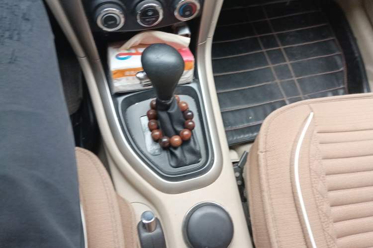 Used Haima S7 2013 2.0L Automatic ZhiShang Version Gear Lever