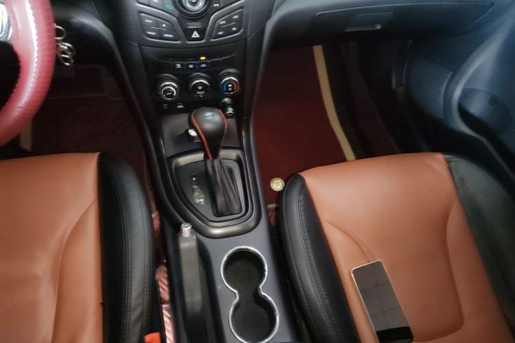 Used Haima S7 2013 2.0L Automatic Smart Enjoyment Version Gear Lever
