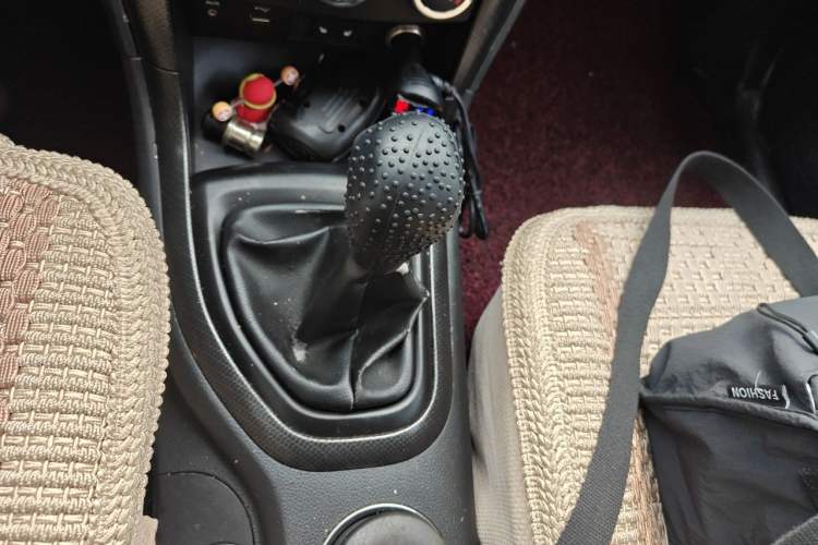Used Haima S7 2013 2.0L Manual ZhiZhen Version Gear Lever