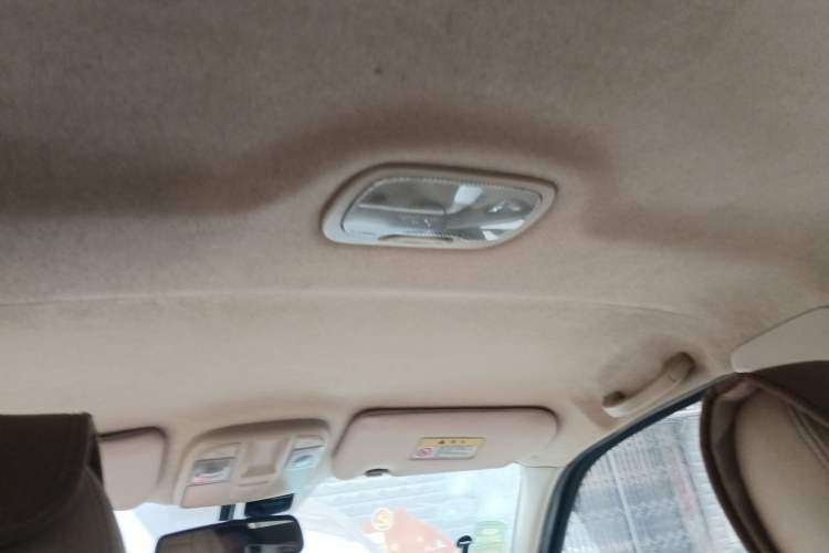 Used Haima S7 2013 2.0L Automatic ZhiShang Version Headliner