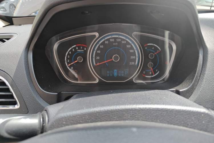 Used Haima S7 2013 2.0L Automatic ZhiShang Version Instrument Cluster