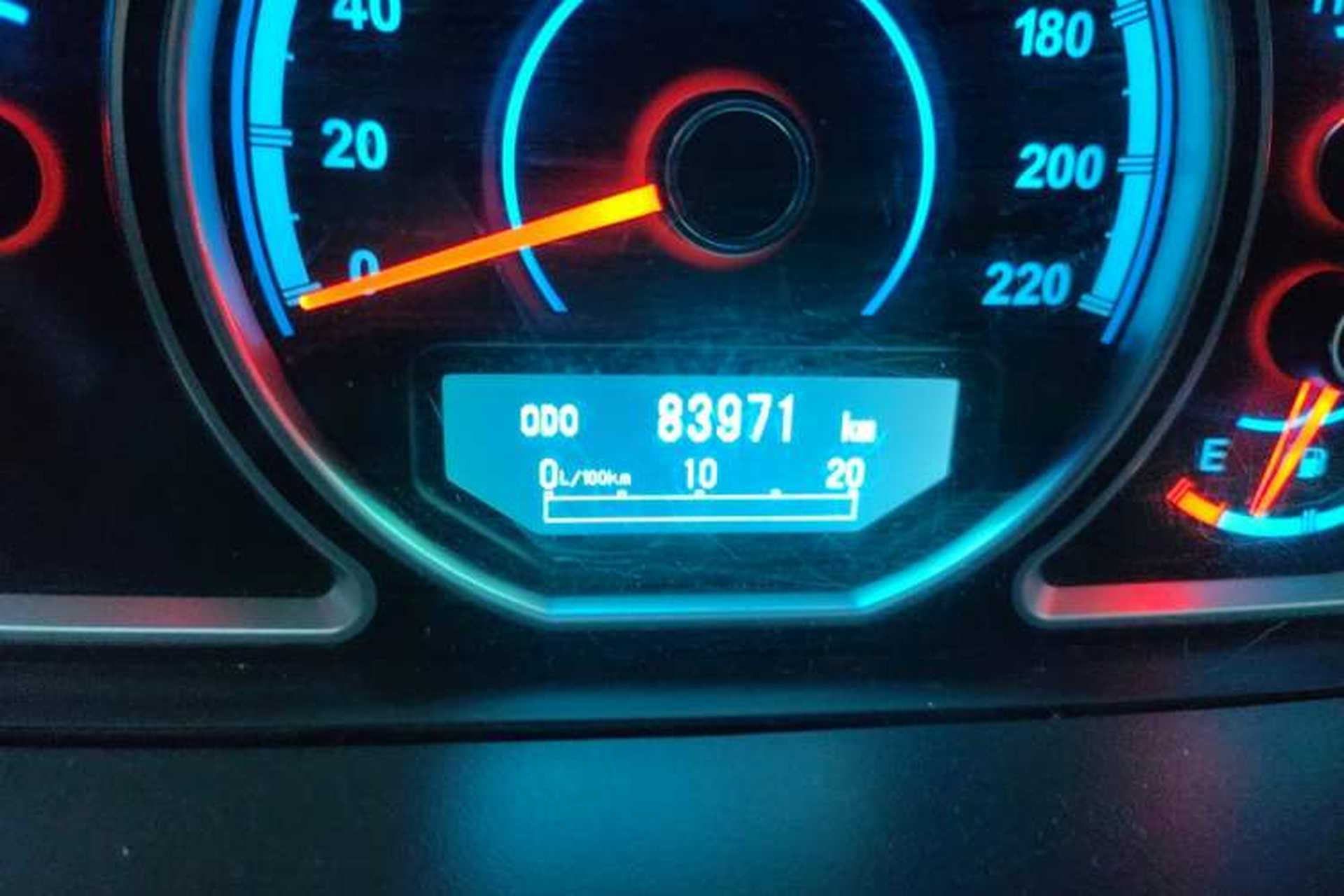 Used Haima S7 2013 2.0L Manual ZhiShang Version Odometer Close Up