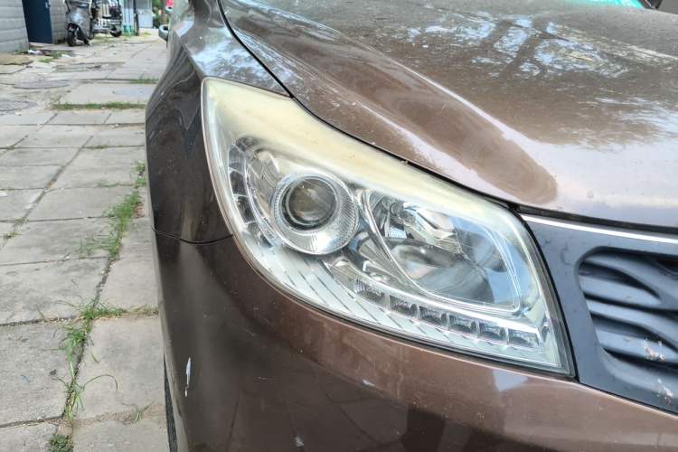 Used Haima S7 2013 2.0L Manual Smart Edition Right Front Headlight