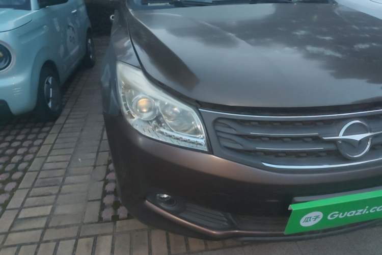 Used Haima S7 2013 2.0L Manual ZhiShang Version Right Front Headlight