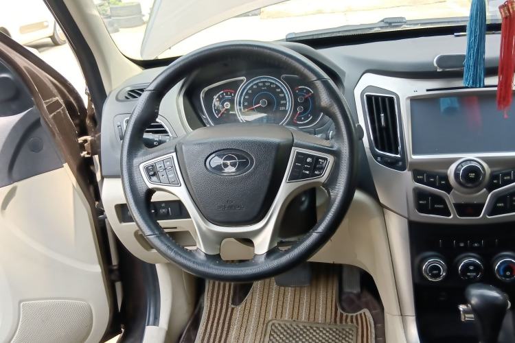 Used Haima S7 2013 2.0L Automatic ZhiShang Version Steering Wheel