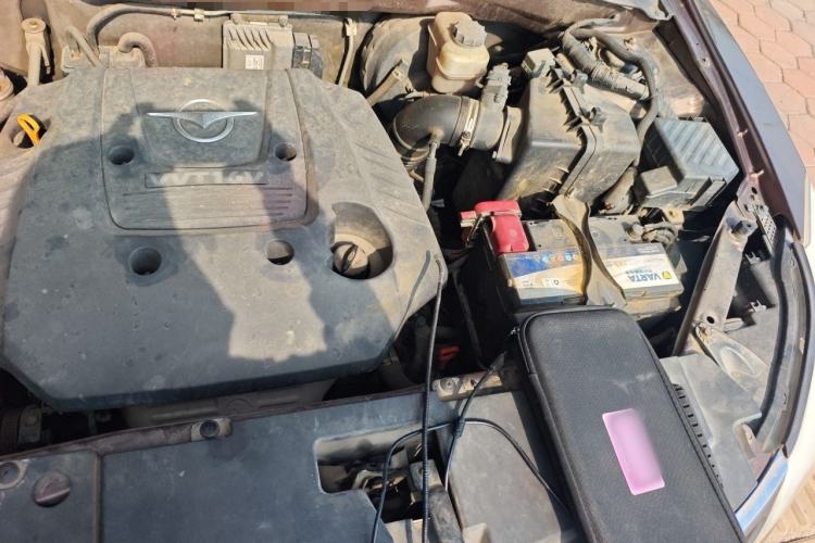 Used Haima S7 2013 2.0L Automatic Smart Enjoyment Version Engine Bay Left