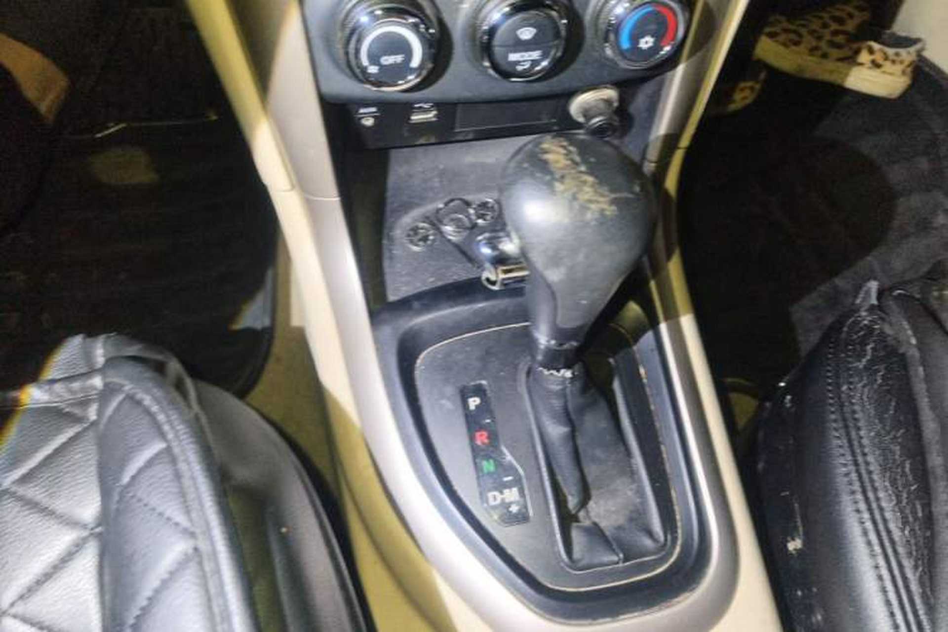 Used Haima S7 2013 2.0L Automatic ZhiShang Version Gear Lever