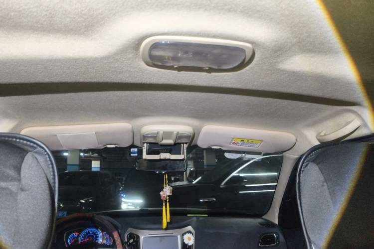 Used Haima S7 2013 2.0L Automatic ZhiShang Version Headliner