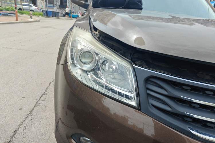 Used Haima S7 2013 2.0L Manual ZhiShang Version Right Front Headlight