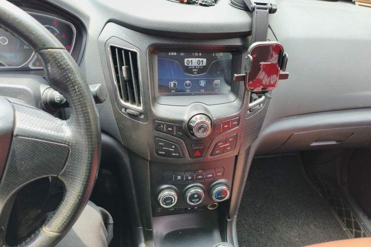 Used Haima S7 2013 2.0L Manual ZhiZhen Version Audio And AC Panel