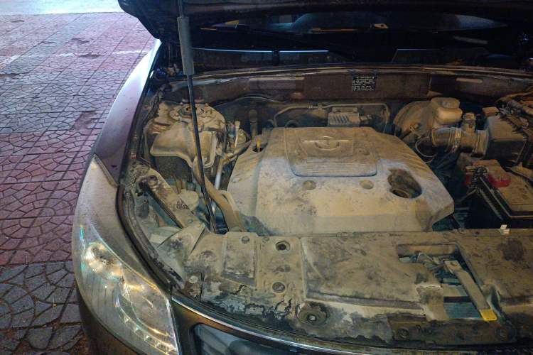 Used Haima S7 2013 2.0L Automatic ZhiZhen Version Engine Bay Right
