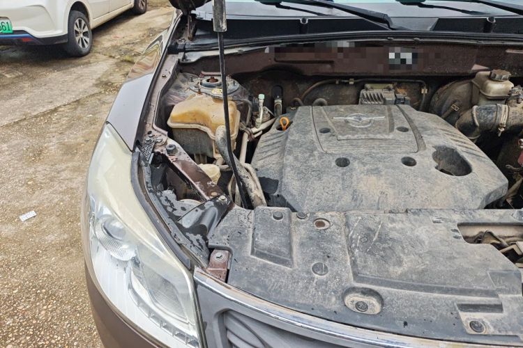 Used Haima S7 2013 2.0L Automatic ZhiZhen Version Engine Bay Right