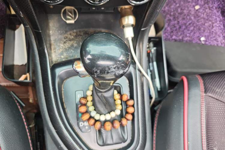 Used Haima S7 2013 2.0L Automatic ZhiZhen Version Gear Lever