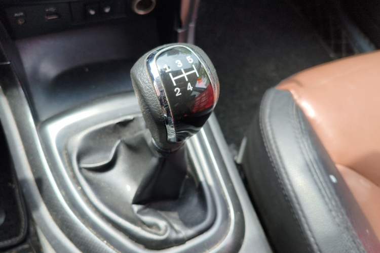 Used Haima S7 2013 2.0L Manual ZhiZhen Version Gear Lever