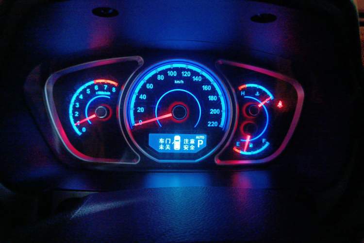 Used Haima S7 2013 2.0L Automatic ZhiZhen Version Instrument Cluster