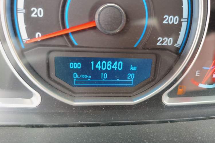 Used Haima S7 2013 2.0L Manual ZhiZhen Version Odometer Close Up