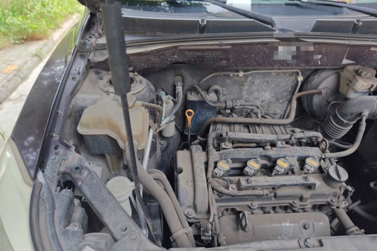 Used Haima S7 2013 2.0L Manual ZhiShang Version Engine Bay Right