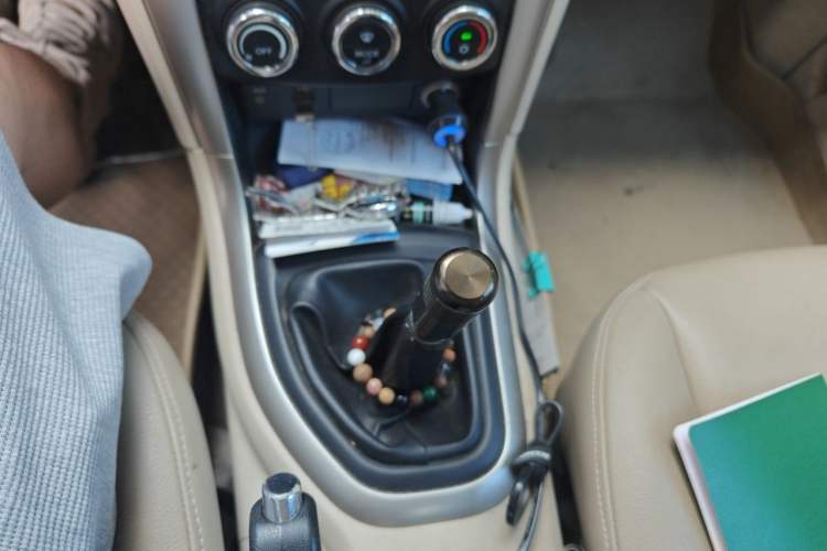 Used Haima S7 2013 2.0L Manual ZhiShang Version Gear Lever