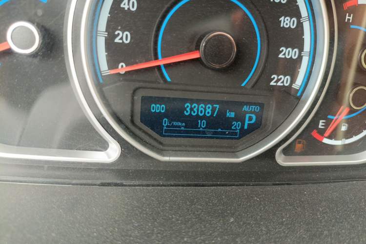 Used Haima S7 2013 2.0L Automatic ZhiShang Version Odometer Close Up