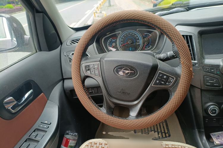 Used Haima S7 2013 2.0L Automatic ZhiShang Version Steering Wheel