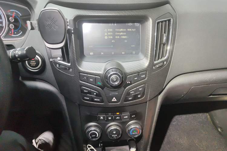 Used Haima S7 2013 2.0L Automatic ZhiZhen Version Audio And AC Panel