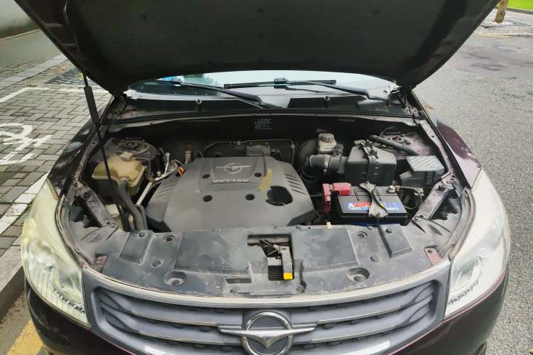 Used Haima S7 2013 2.0L Automatic ZhiZhen Version Engine Bay