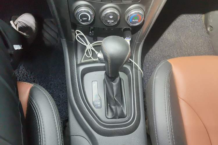 Used Haima S7 2013 2.0L Automatic ZhiZhen Version Gear Lever