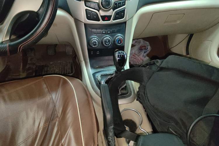 Used Haima S7 2013 2.0L Manual ZhiShang Version Gear Lever
