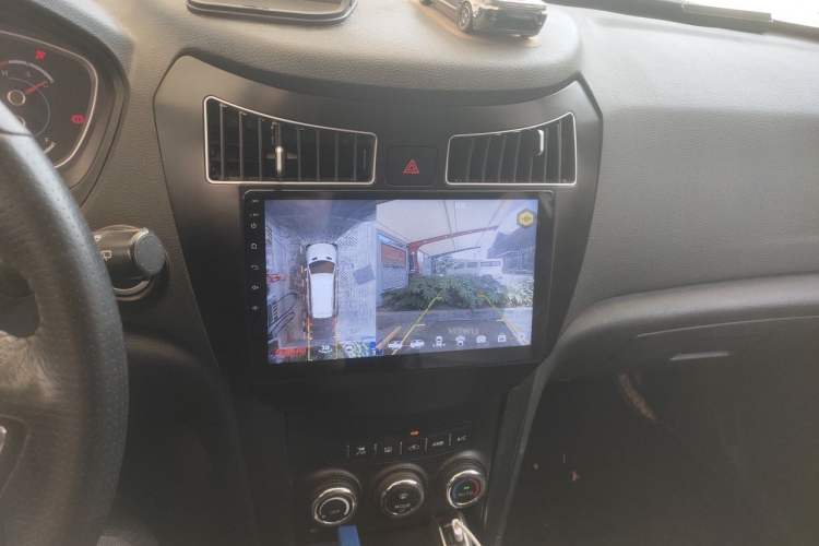 Used Haima S7 2013 2.0L Automatic ZhiZhen Version Audio And AC Panel