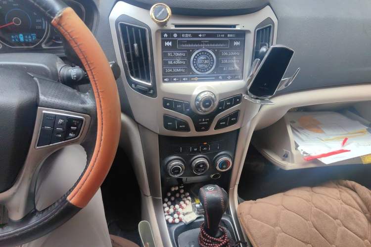 Used Haima S7 2013 2.0L Automatic ZhiShang Version Audio And AC Panel
