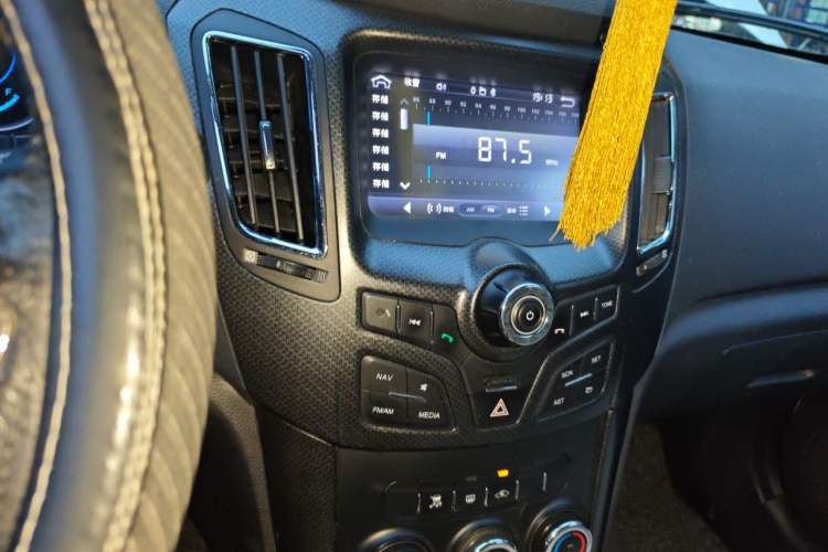 Used Haima S7 2013 2.0L Automatic Smart Enjoyment Version Audio And AC Panel