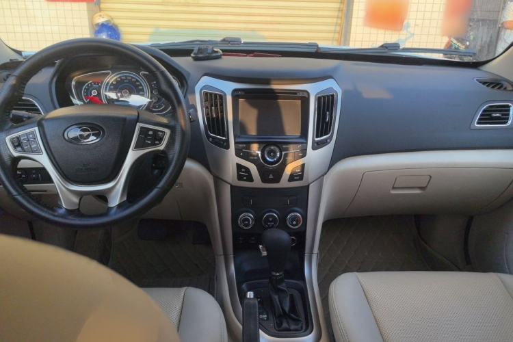 Used Haima S7 2013 2.0L Automatic Smart Enjoyment Version Center Console