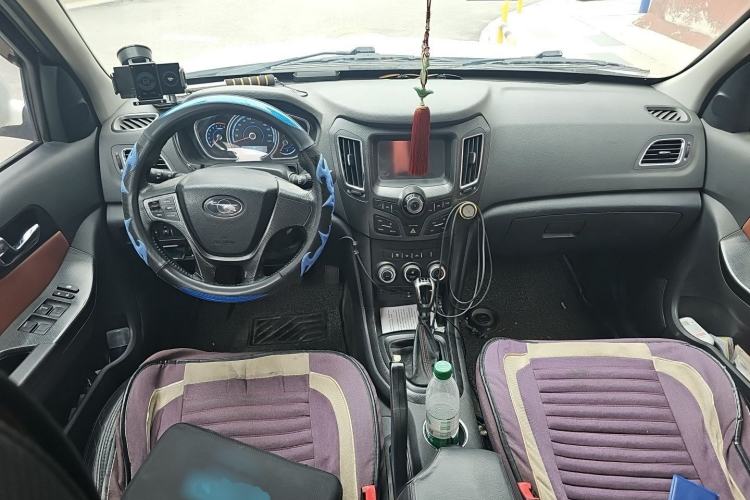 Used Haima S7 2013 2.0L Manual Smart Edition Center Console
