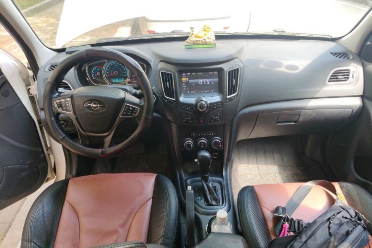 Used Haima S7 2013 2.0L Automatic ZhiZhen Version Center Console