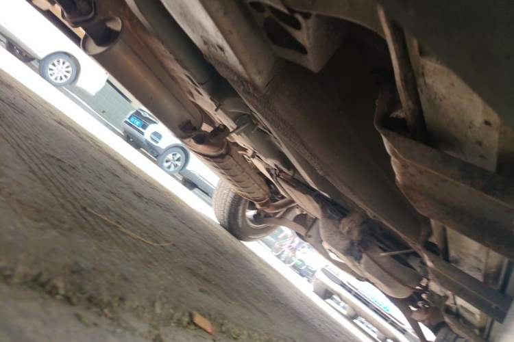 Used Haima S7 2013 2.0L Automatic ZhiZhen Version Chassis Front Left