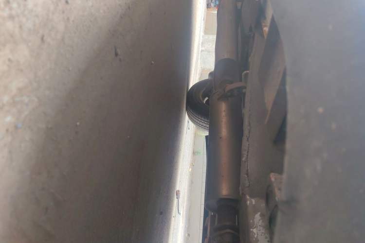 Used Haima S7 2013 2.0L Automatic ZhiShang Version Chassis Front Right