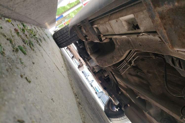Used Haima S7 2013 2.0L Automatic ZhiZhen Version Chassis Rear Left