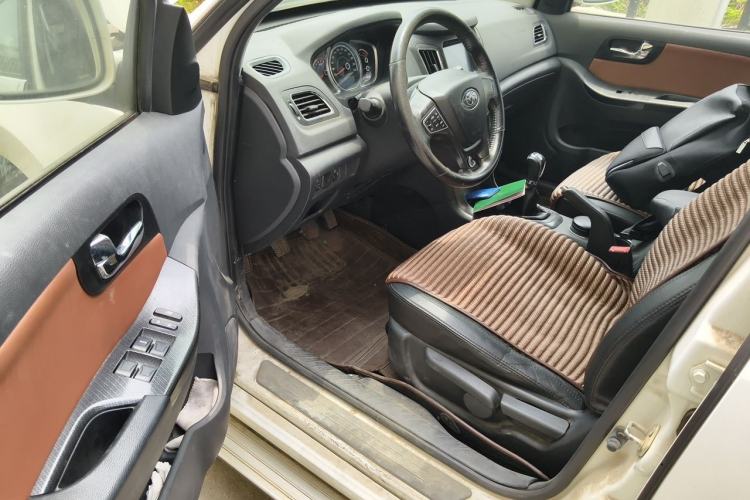 Used Haima S7 2013 2.0L Manual Smart Edition Driver Seat