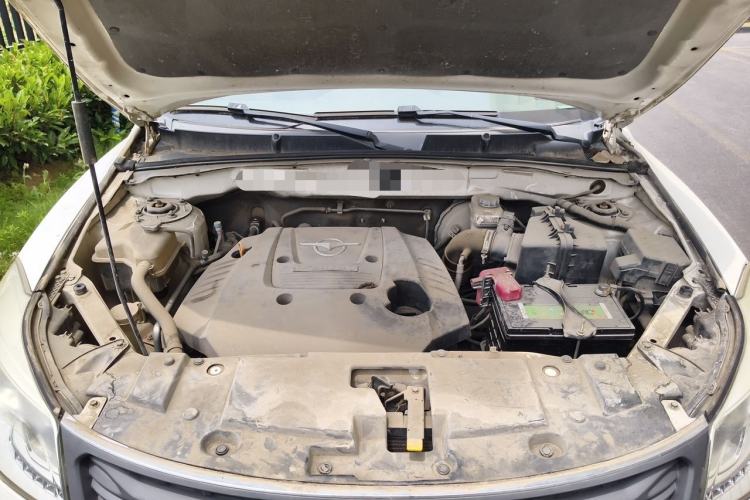 Used Haima S7 2013 2.0L Manual Smart Edition Engine Bay