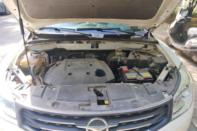 Used Haima S7 2013 2.0L Automatic ZhiZhen Version Engine Bay