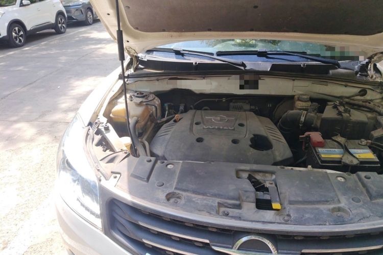 Used Haima S7 2013 2.0L Automatic ZhiZhen Version Engine Bay Right