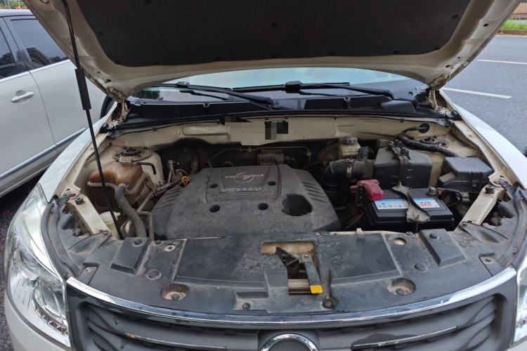Used Haima S7 2013 2.0L Automatic Smart Enjoyment Version Engine Bay