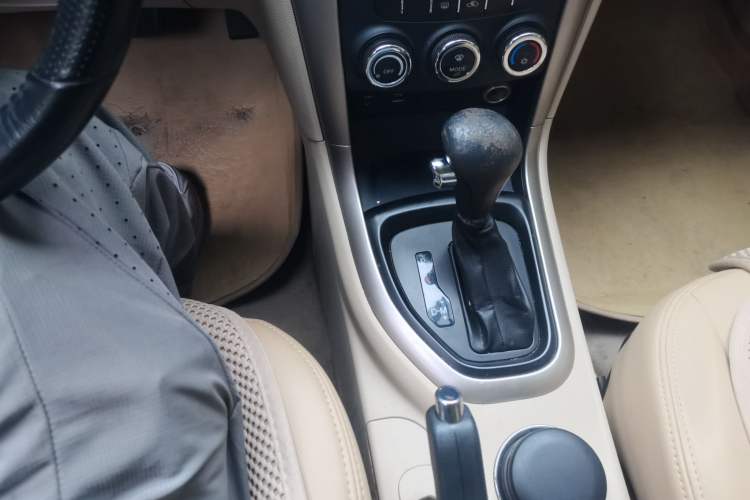 Used Haima S7 2013 2.0L Automatic ZhiShang Version Gear Lever