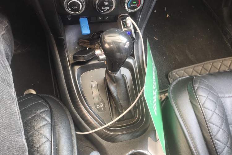 Used Haima S7 2013 2.0L Automatic ZhiZhen Version Gear Lever