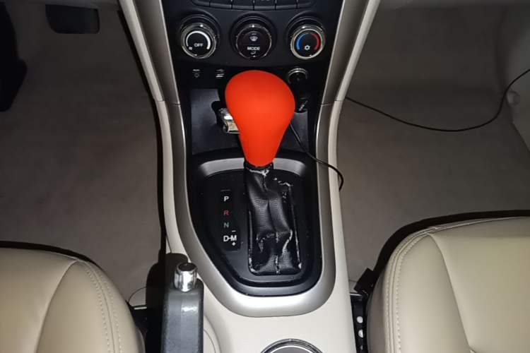 Used Haima S7 2013 2.0L Automatic ZhiShang Version Gear Lever