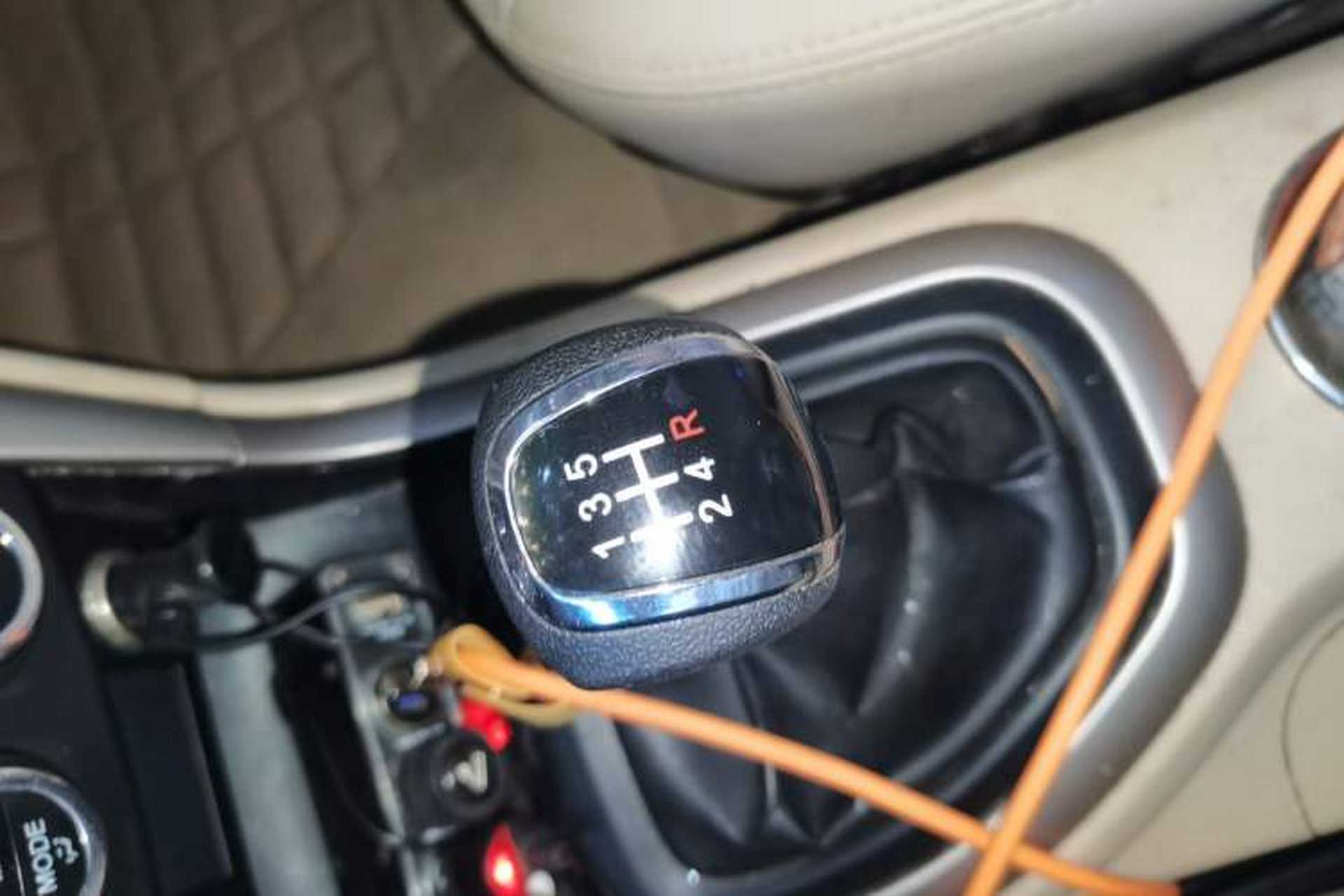 Used Haima S7 2013 2.0L Manual ZhiShang Version Gear Lever
